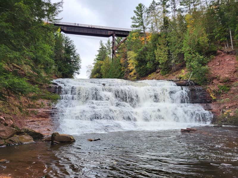 Agate Falls (near Trout Creek)
