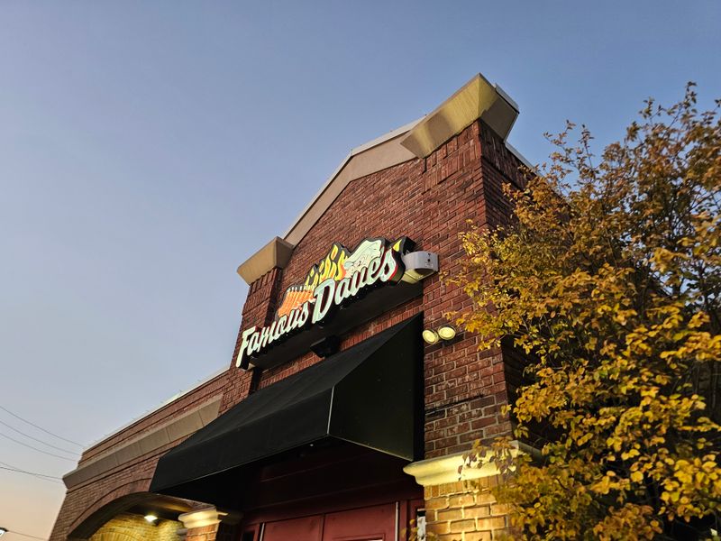 Famous Dave’s Bar-B-Que, Novi, Michigan, MI