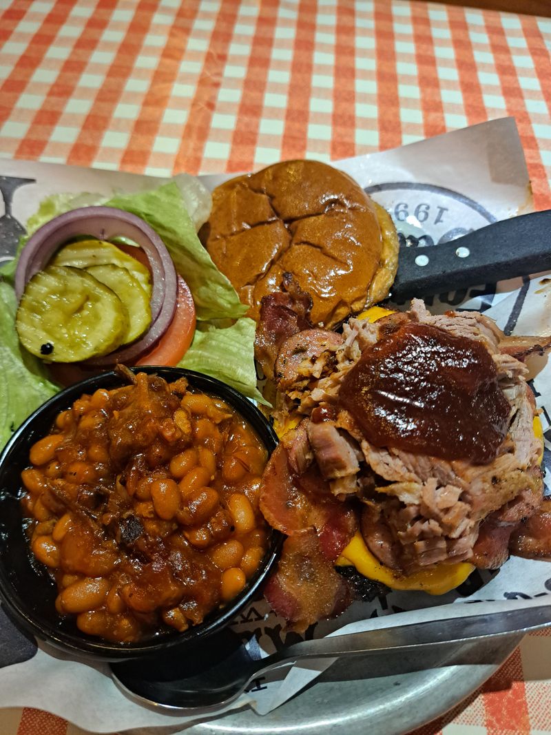 Famous Dave's — Traverse City
