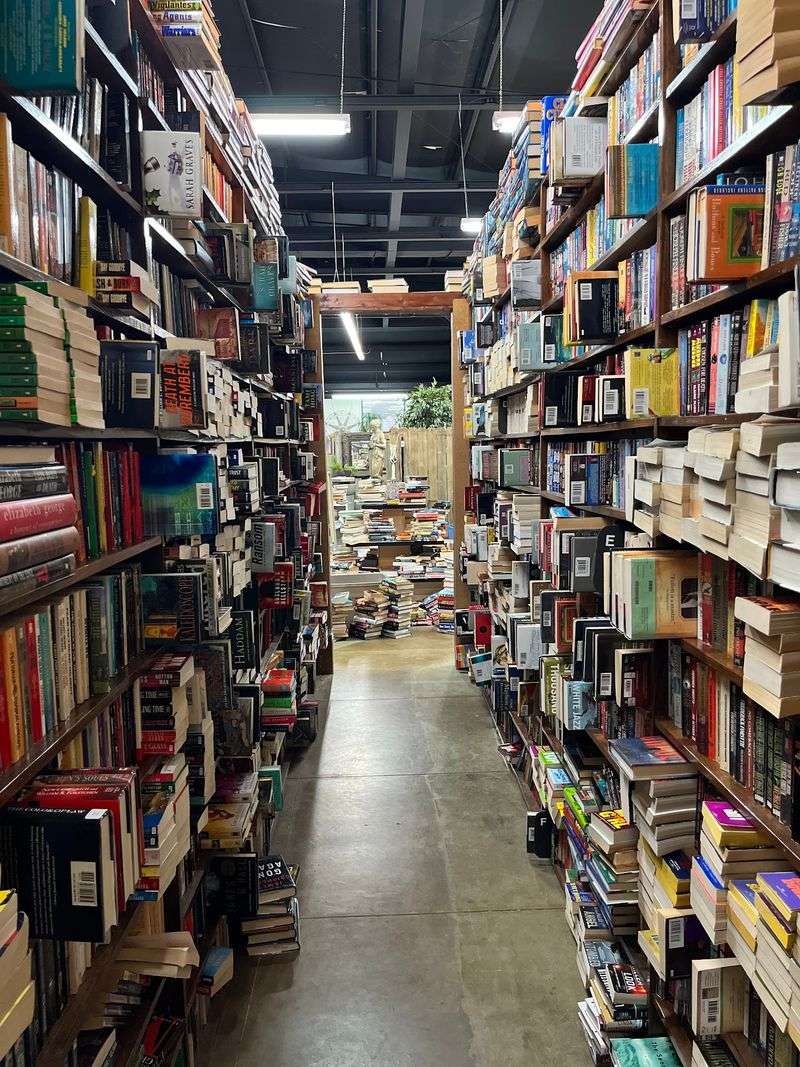 Book Traders Bookstore