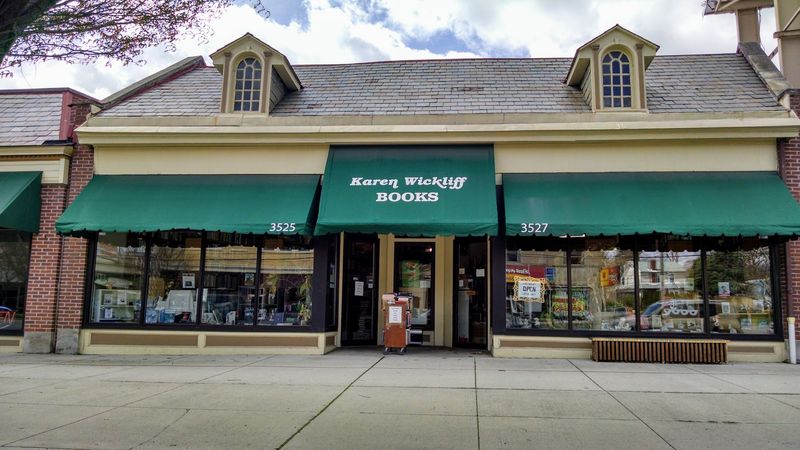 Karen Wickliff Books, Columbus