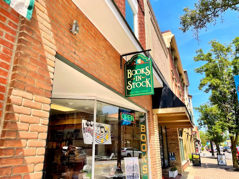 Books In Stock, Wooster
