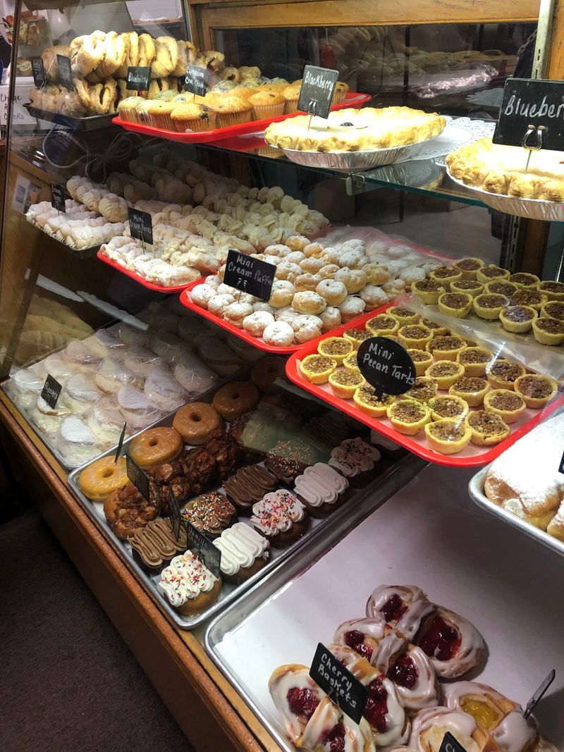 Betty Kaye Bakery – Carrollton