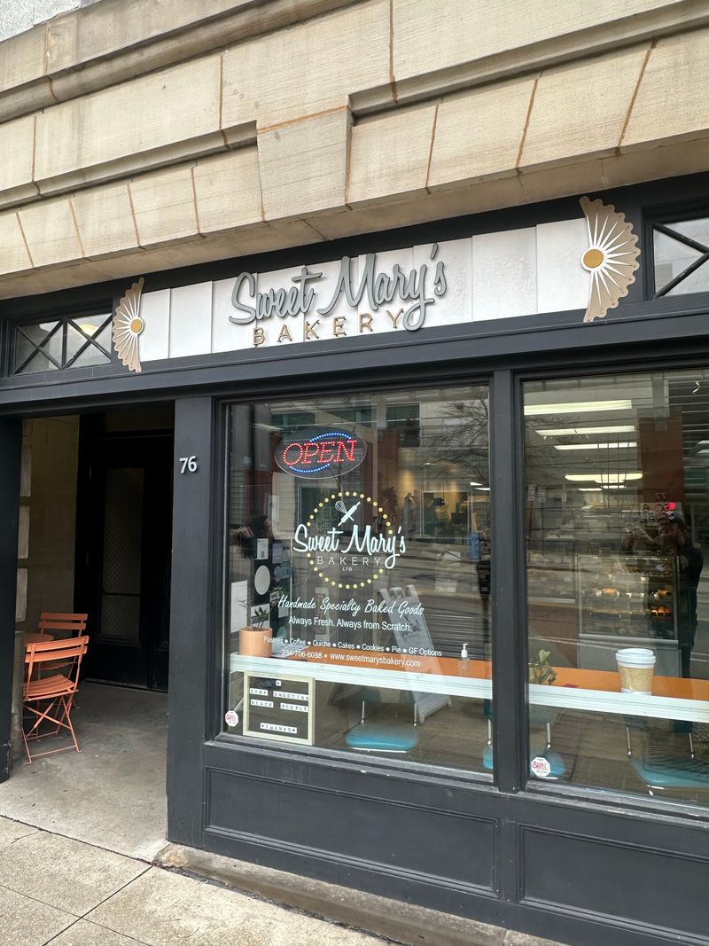 Sweet Mary's Bakery, Akron