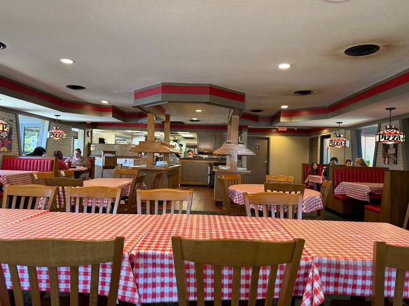 Why Modern Chains Left This Experience Behind