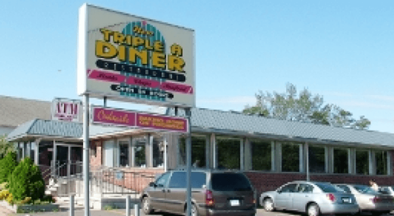 Seventies Era Paramount Diner Car Still Going Strong