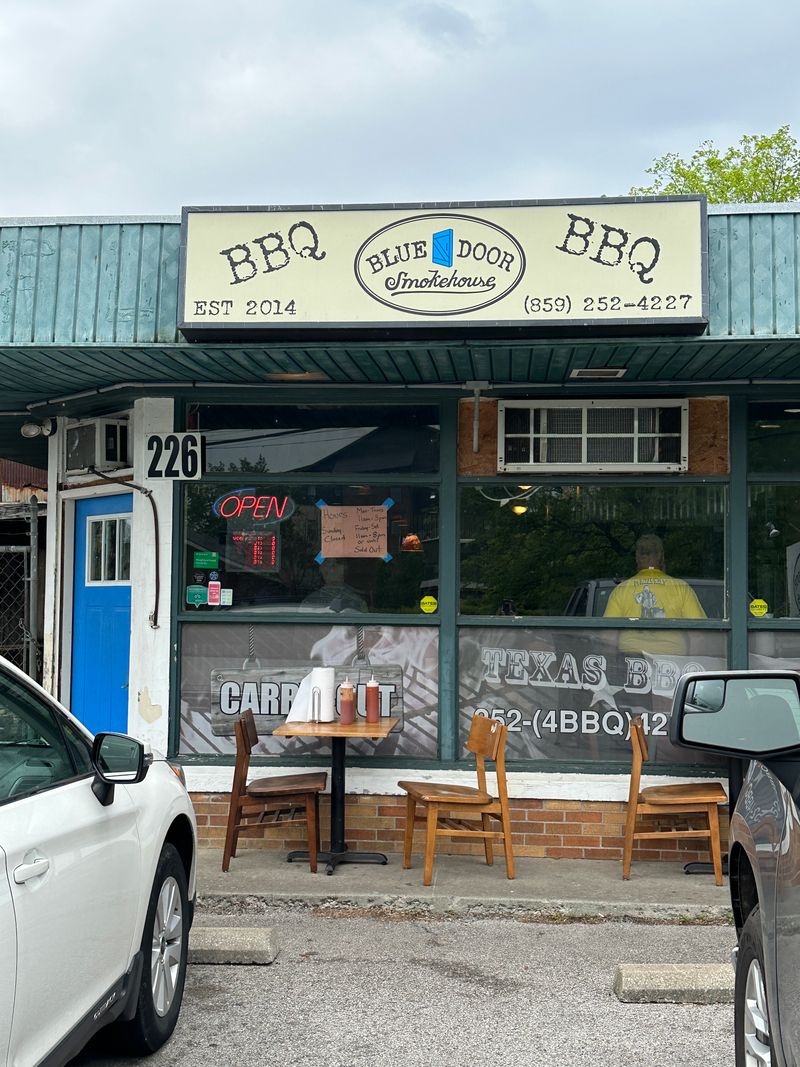 Blue Door Smokehouse, Lexington