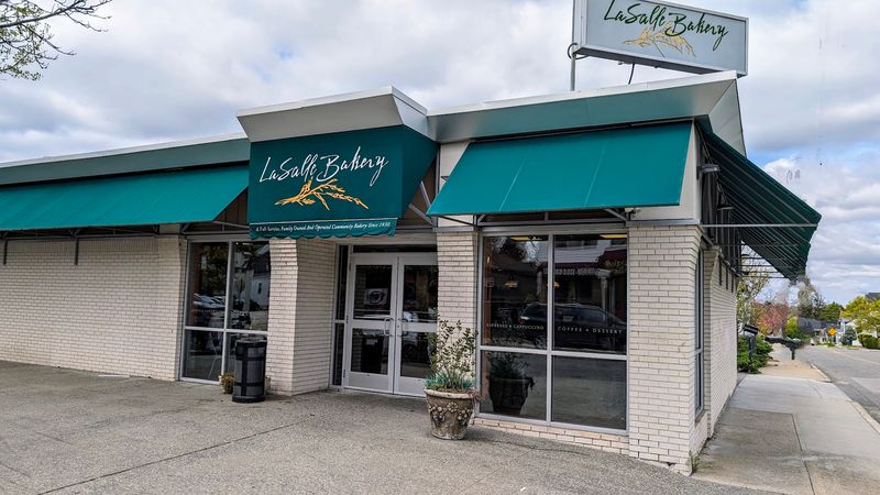 LaSalle Bakery