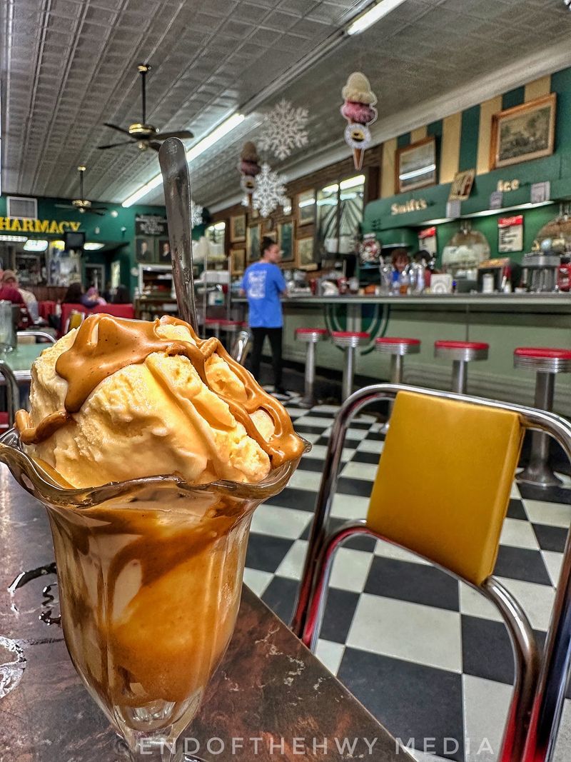 Borroum’s Drug Store & Soda Fountain Borroum’s Drug Store & Soda Fountain