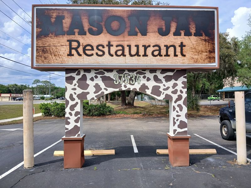 The Mason Jar, Umatilla