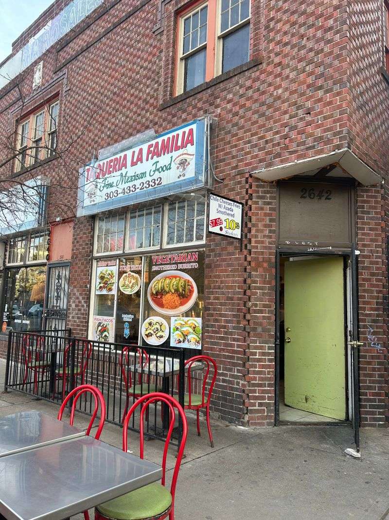Taqueria La Familia