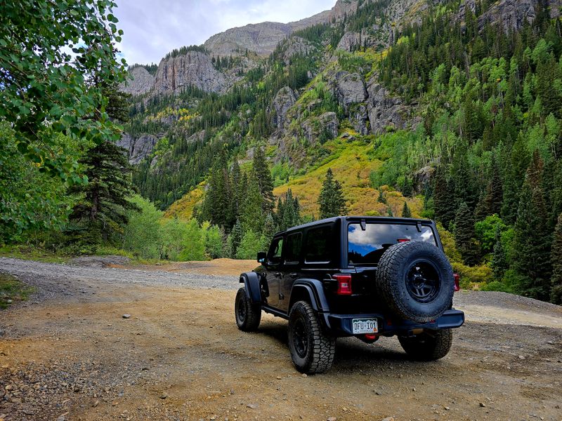 Jeeping Opens Backcountry Access