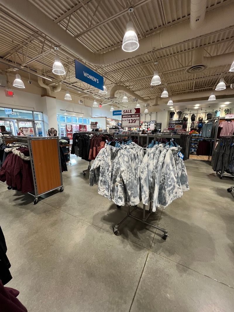 Brand-Name Stores That Actually Deliver Brand-Name Stores That Actually Deliver