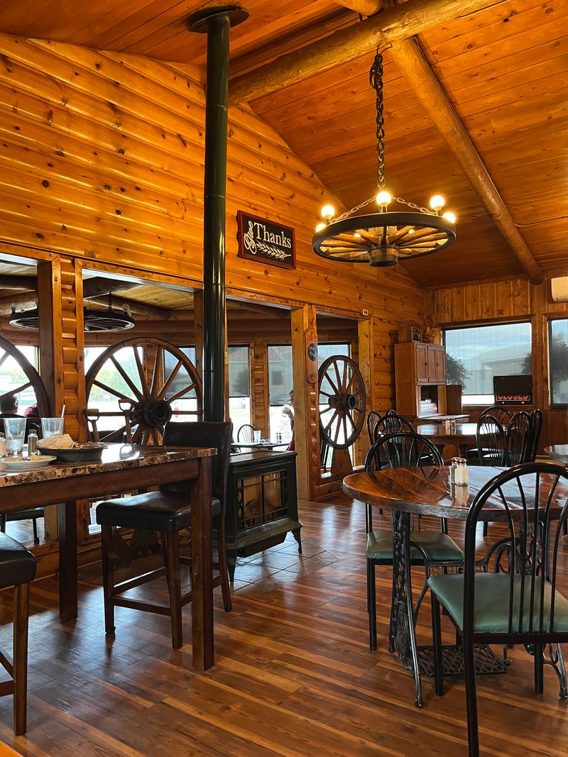 Log Cabin Cafe — Choteau
