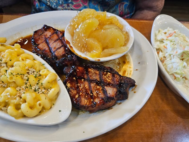 Lucky's Steakhouse – Okemos