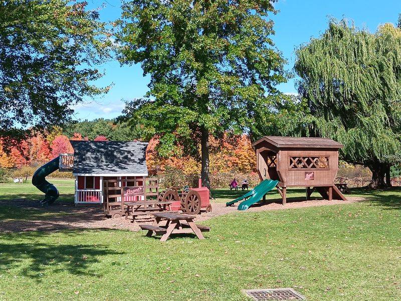 Brant's Apple Orchard, Ashtabula