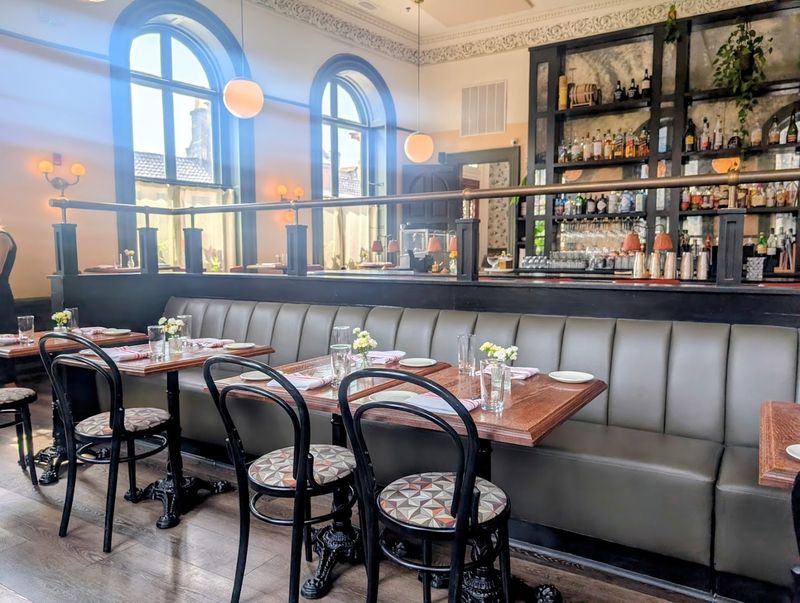Brasserie La Banque, Charleston
