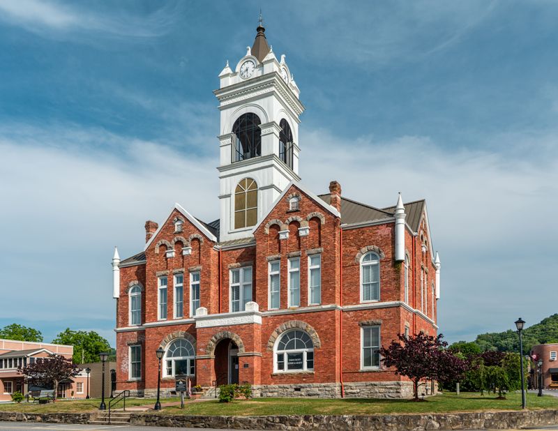Downtown Square With Small Town Spark