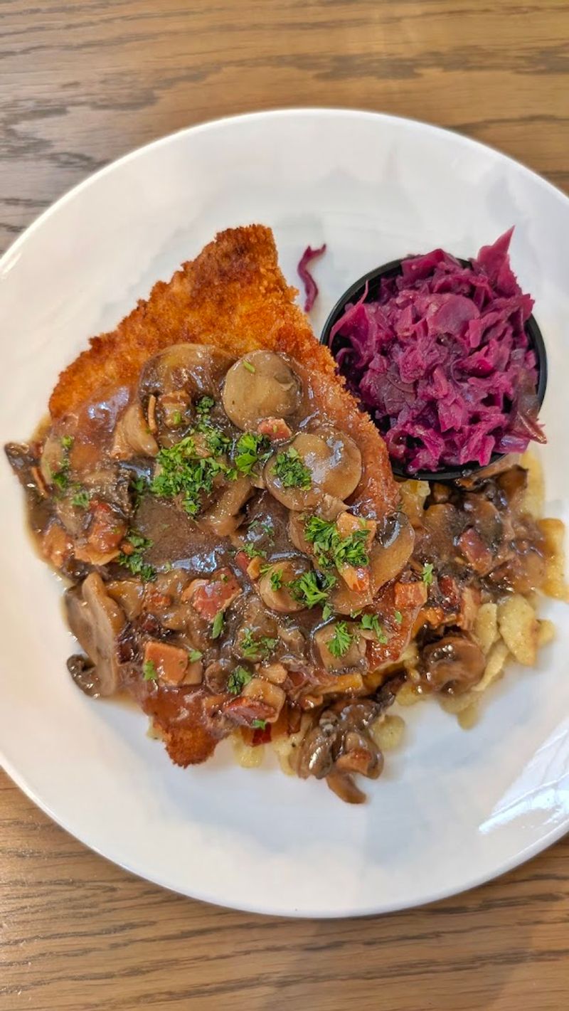 Bratwurst and Weisswurst Round Out A Seriously Meaty Menu