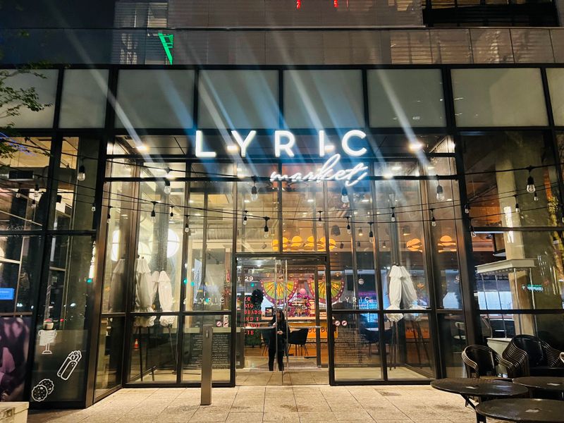Lyric Market