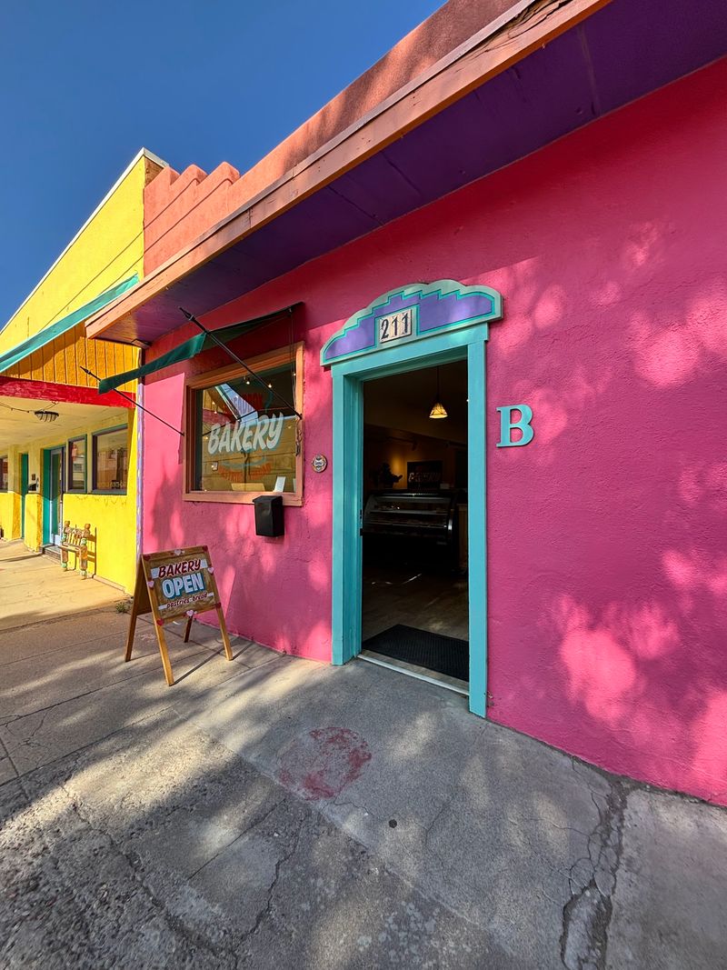 Breadbox Bakery