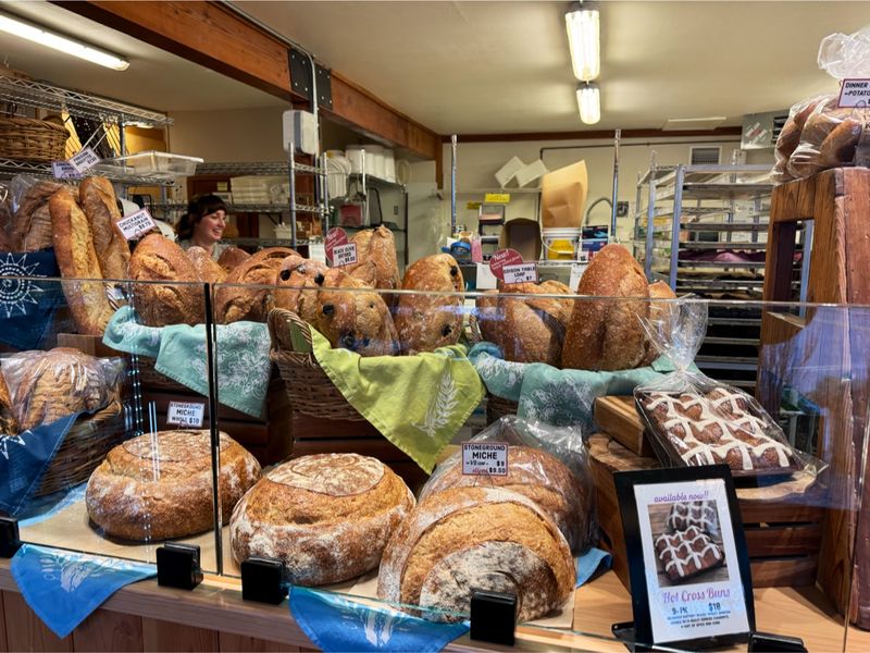 Breadfarm, Bow