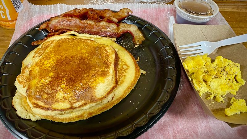 Breakfast At Tony's Is An Early Morning Power Move Breakfast At Tony's Is An Early Morning Power Move