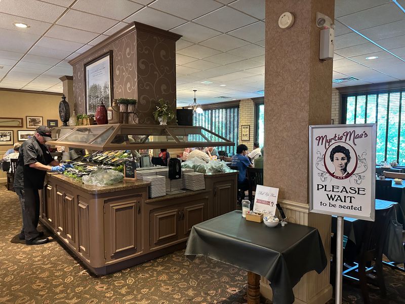 Salad Bar That Earns Its Keep