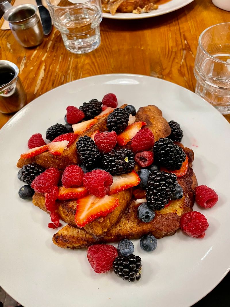Breakfast Here Breaks All The Usual Rules Breakfast Here Breaks All The Usual Rules