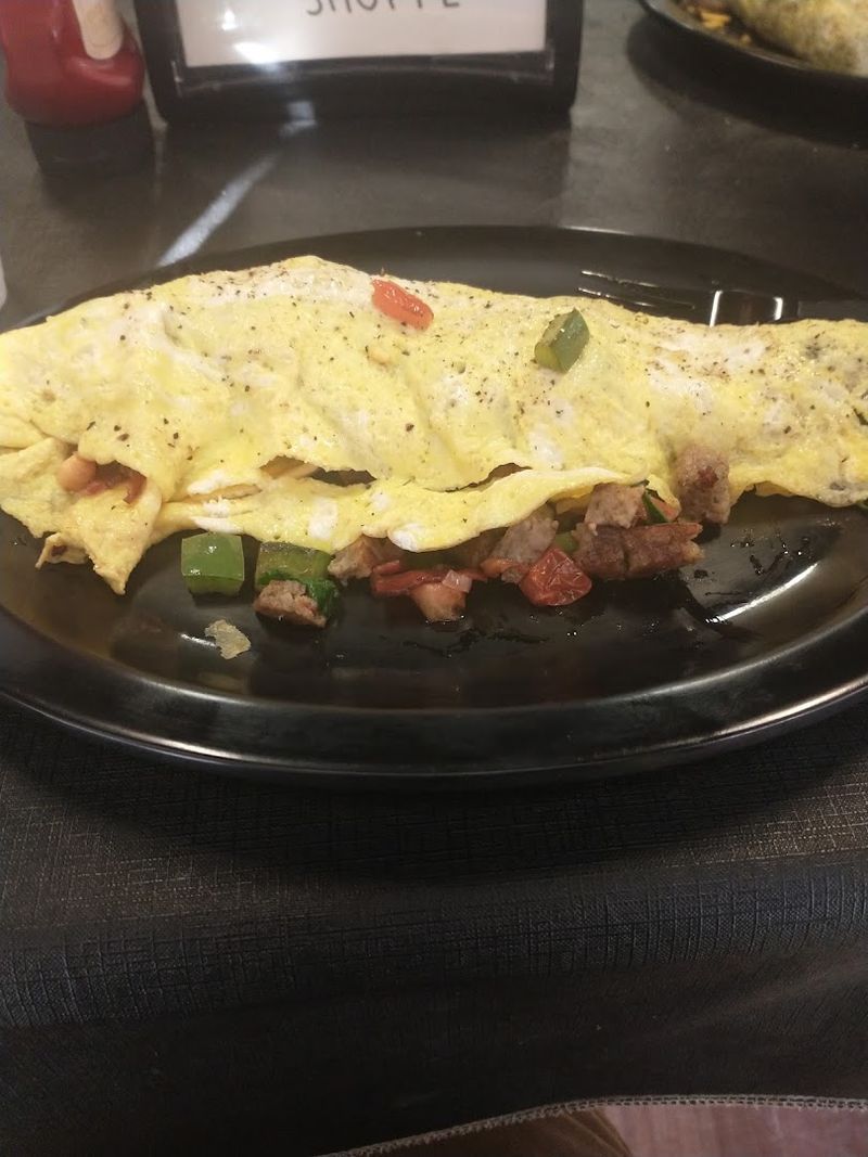 Breakfast Here Is Generous, Seasoned, And Totally Underrated