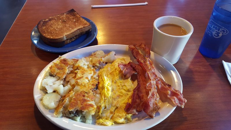 Breakfast Keeps Its Seat At The Table Breakfast Keeps Its Seat At The Table