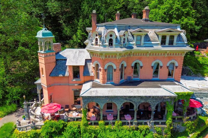 The Location That Places You Above It All In Jim Thorpe