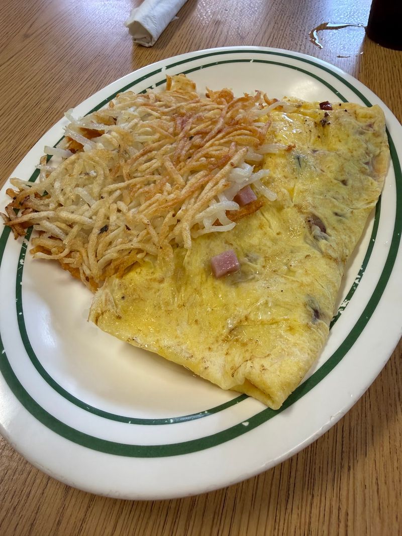 Breakfast Plates Practically Demand A To-Go Box
