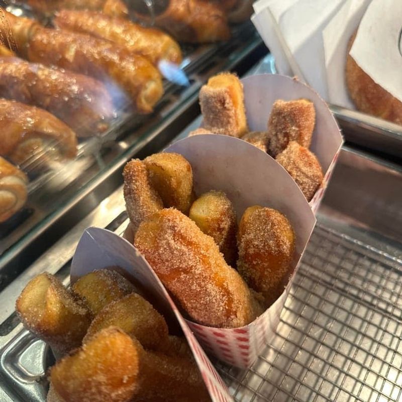 Cinnamon Sugar Pretzels Offer a Sweet Alternative