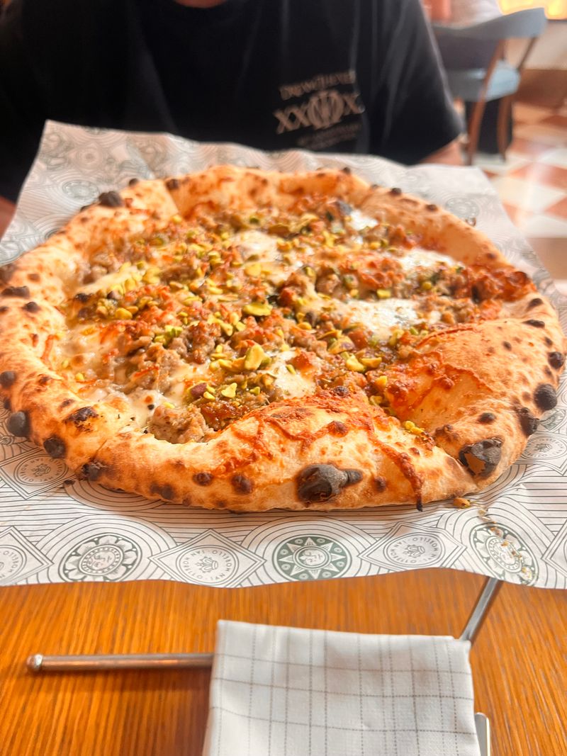 Wood Fired Pizzas Worth The Chase