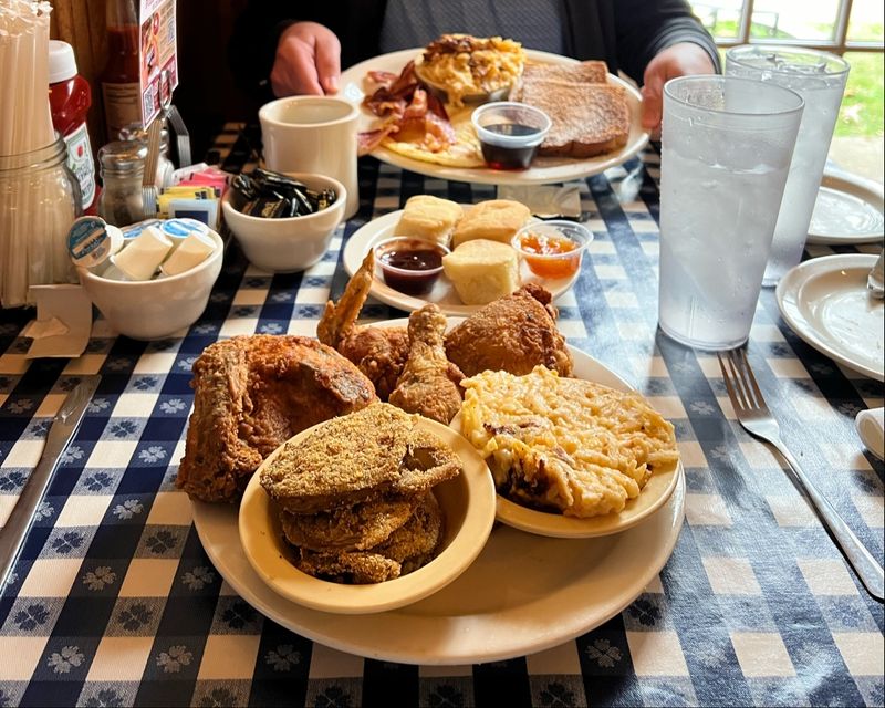Fried Chicken Worth The Detour