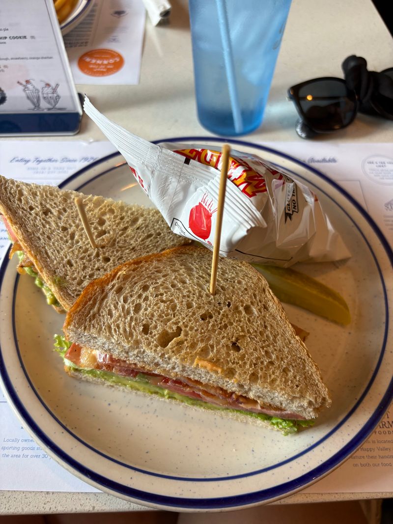 The Legendary Reuben That Keeps Alumni Coming Back