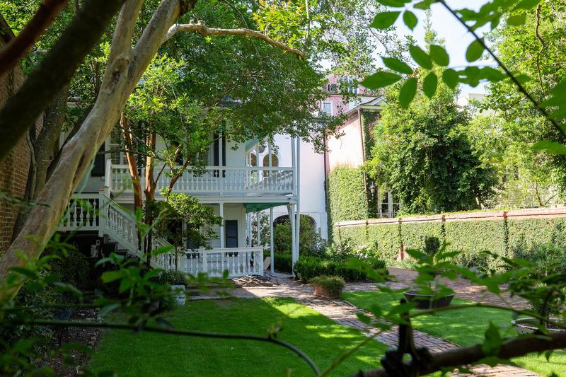 Breakfast Under A Rose Arbor Or In Your Room