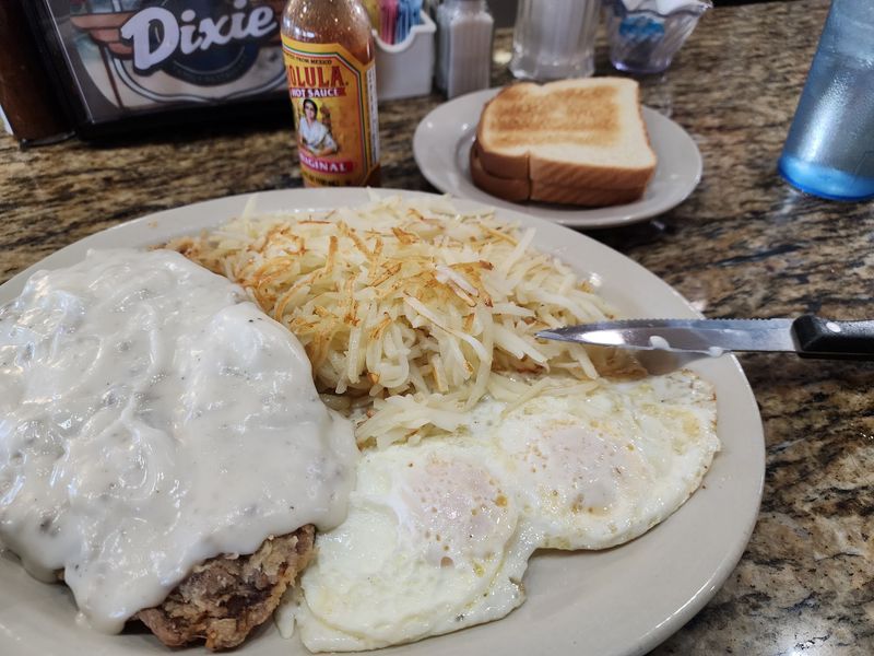 Breakfast Worth Setting an Alarm For