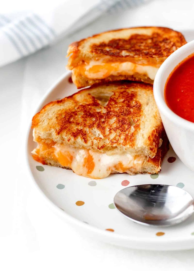 Grilled Cheese and Tomato Soup: Dunking Delight