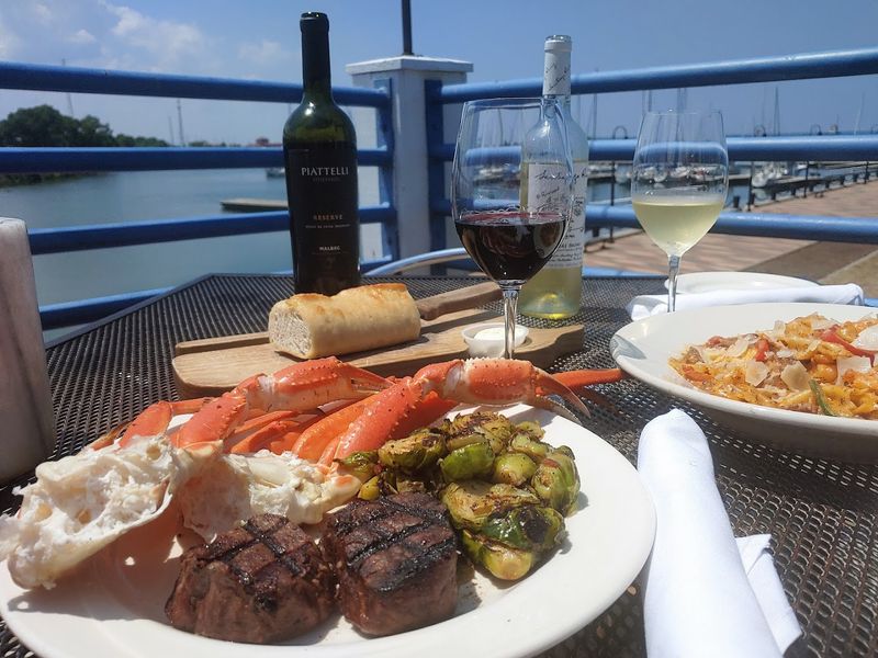 Erie Steak & Seafood Co., Lorain