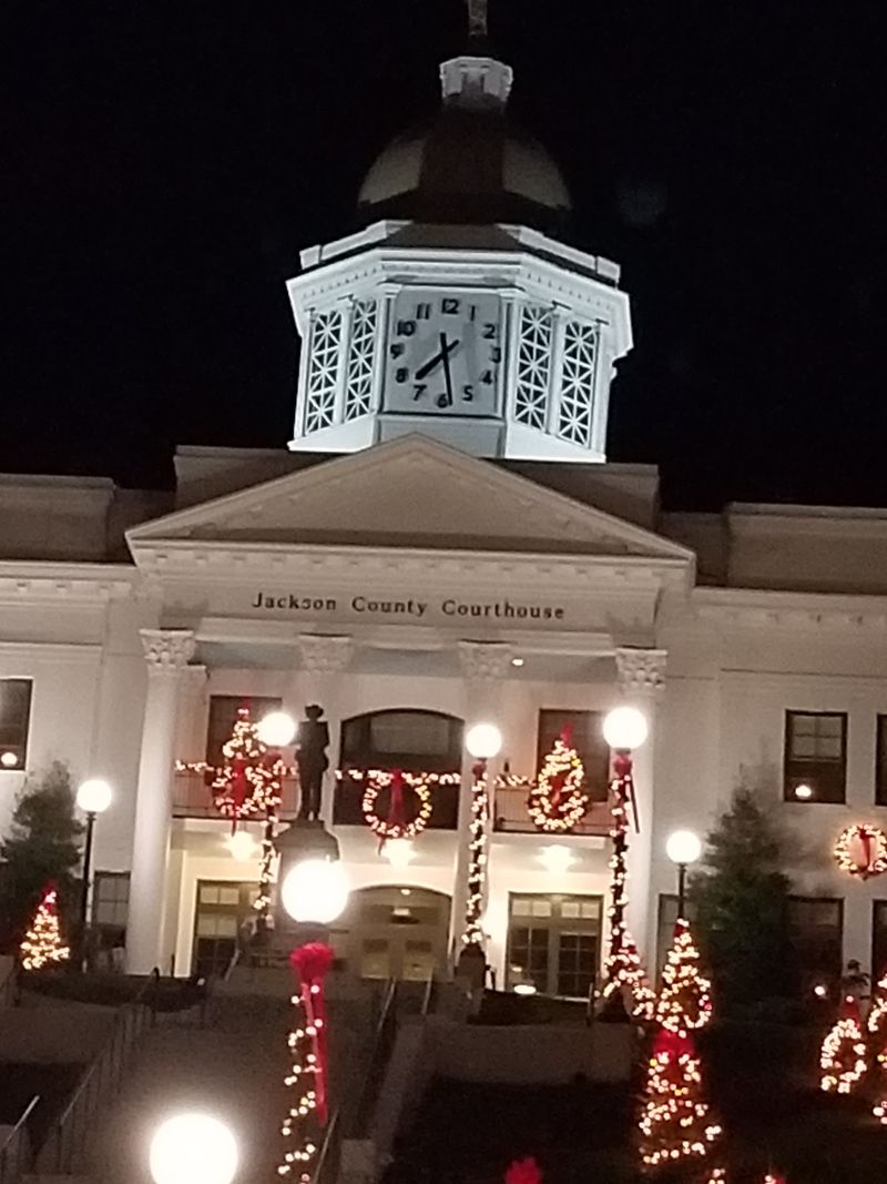 Sylva – A Courthouse on the Hill and a Town Full of Lights