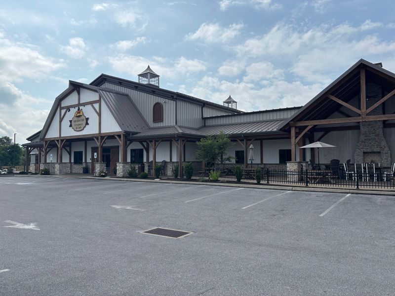 Lapp Valley Farm Creamery & Café — Gordonville, PA