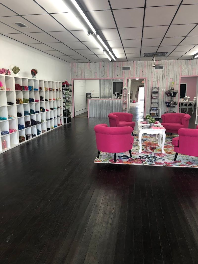 Bright Displays Make The Space Pop Bright Displays Make The Space Pop