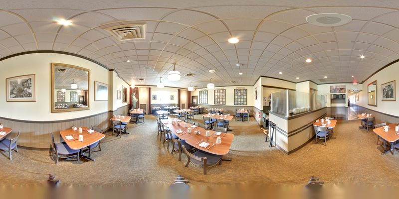 Service Teams Who Move Fast While Staying Unruffled During Rush