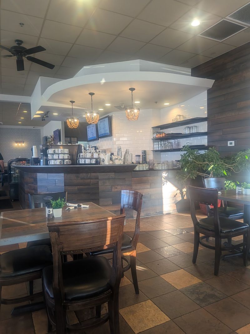 Briki Social, Addison, IL