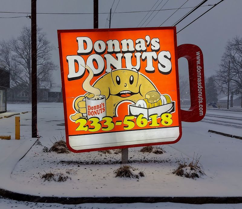 Bristol Road Leads Straight To The Donut Line