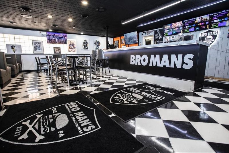Bro Man's Sammiches, Birria & Burgers