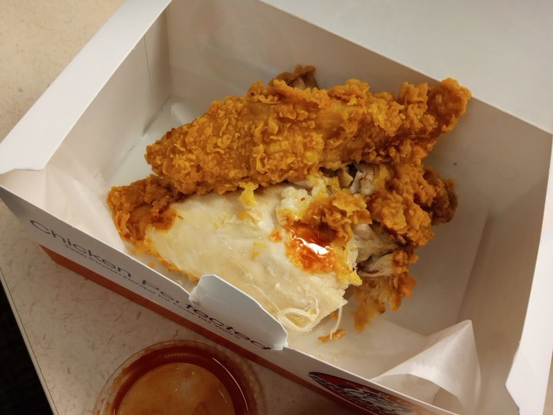 Broaster Chicken That Rewrites Your Expectations