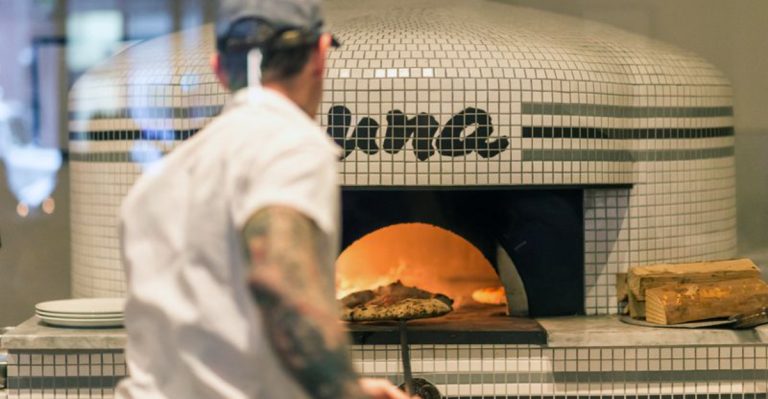 Brooklyn’s Pizza Hotspots Locals Swear Beat Anything In Manhattan